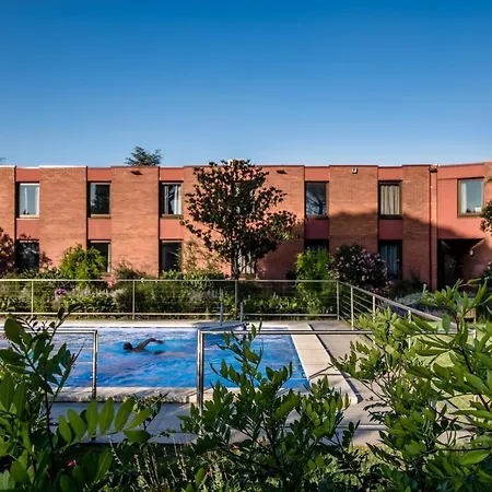 Eden Park By Brava Hotel