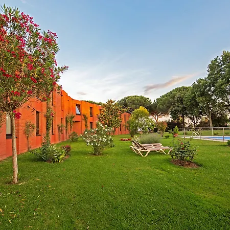 Eden Park By Brava فندق 4*