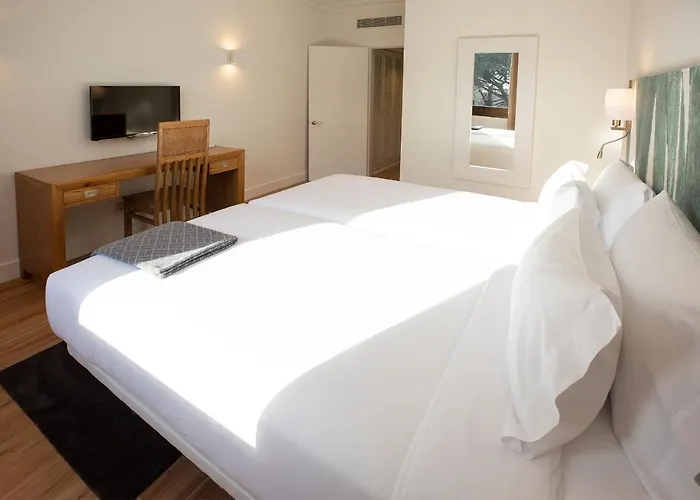 فندق Eden Park By Brava ريوذييّوتْسْ ذي لا سيل