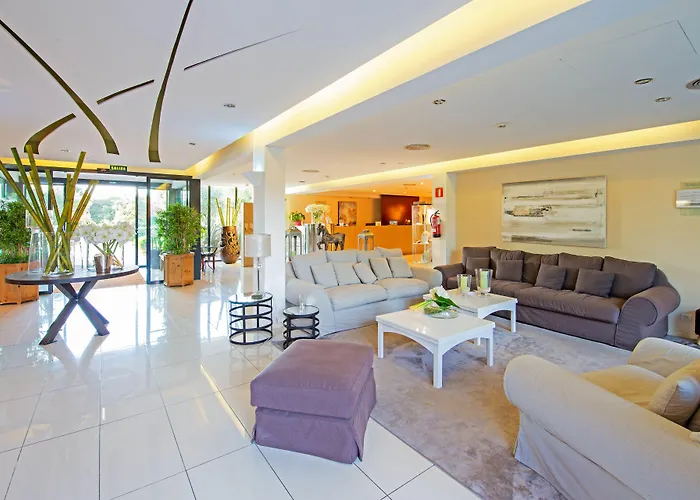 فندق Eden Park By Brava ريوذييّوتْسْ ذي لا سيل