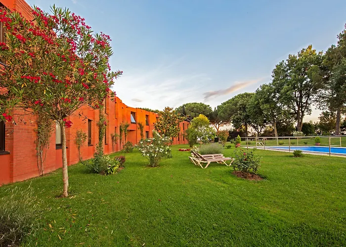 Eden Park By Brava فندق 4*