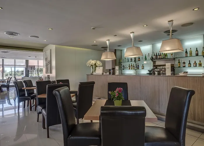 Eden Park By Brava فندق 4*