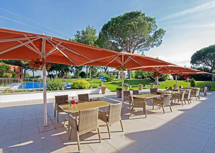 Eden Park By Brava فندق