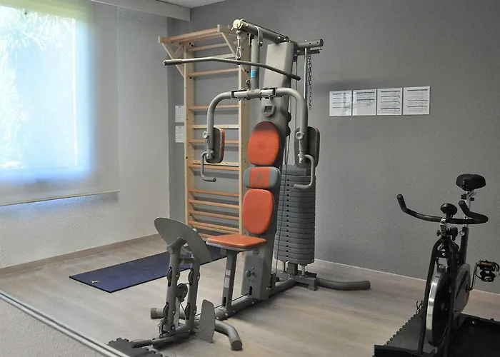 فندق Eden Park By Brava 4*